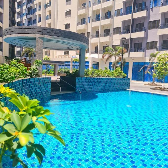 Spring Residences Scandinavian 2 Bedrooms With Balcony Near Naia * Manila
